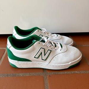 New Balance Kids Sneakers in White and Green
